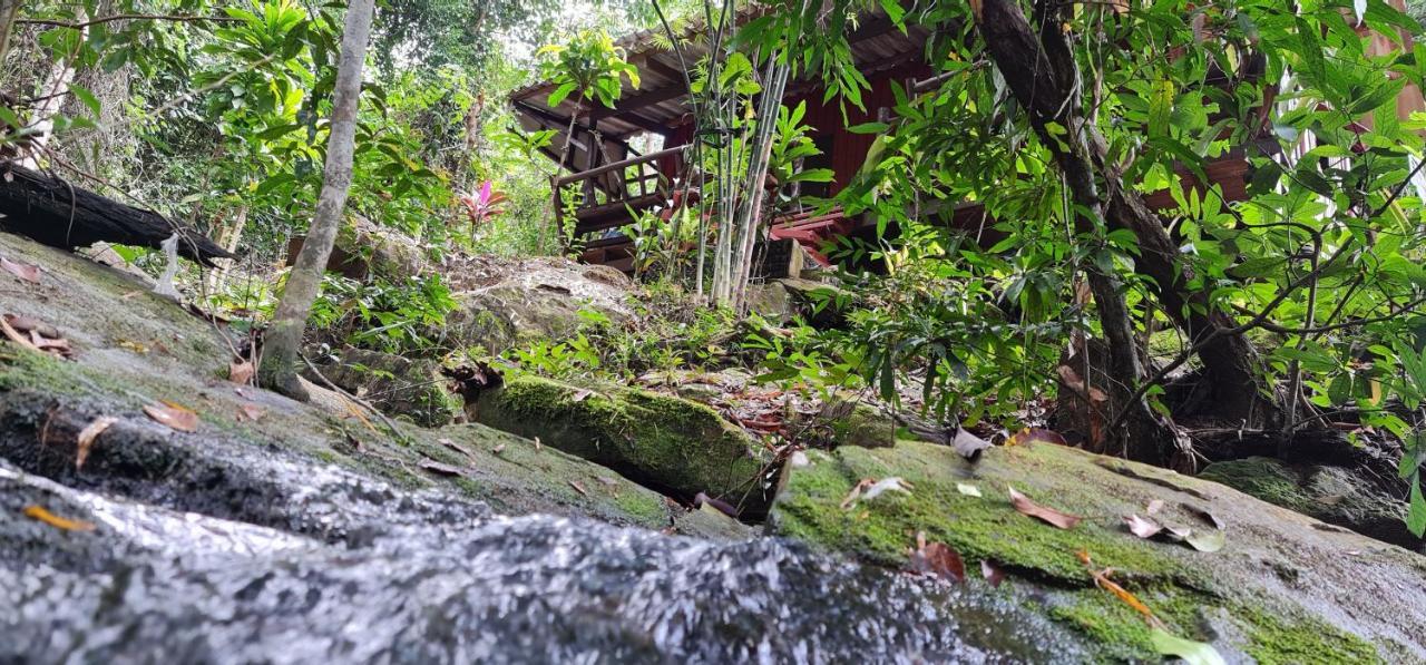 Отель Wooden Hut Koh Kood Ko Kut Экстерьер фото