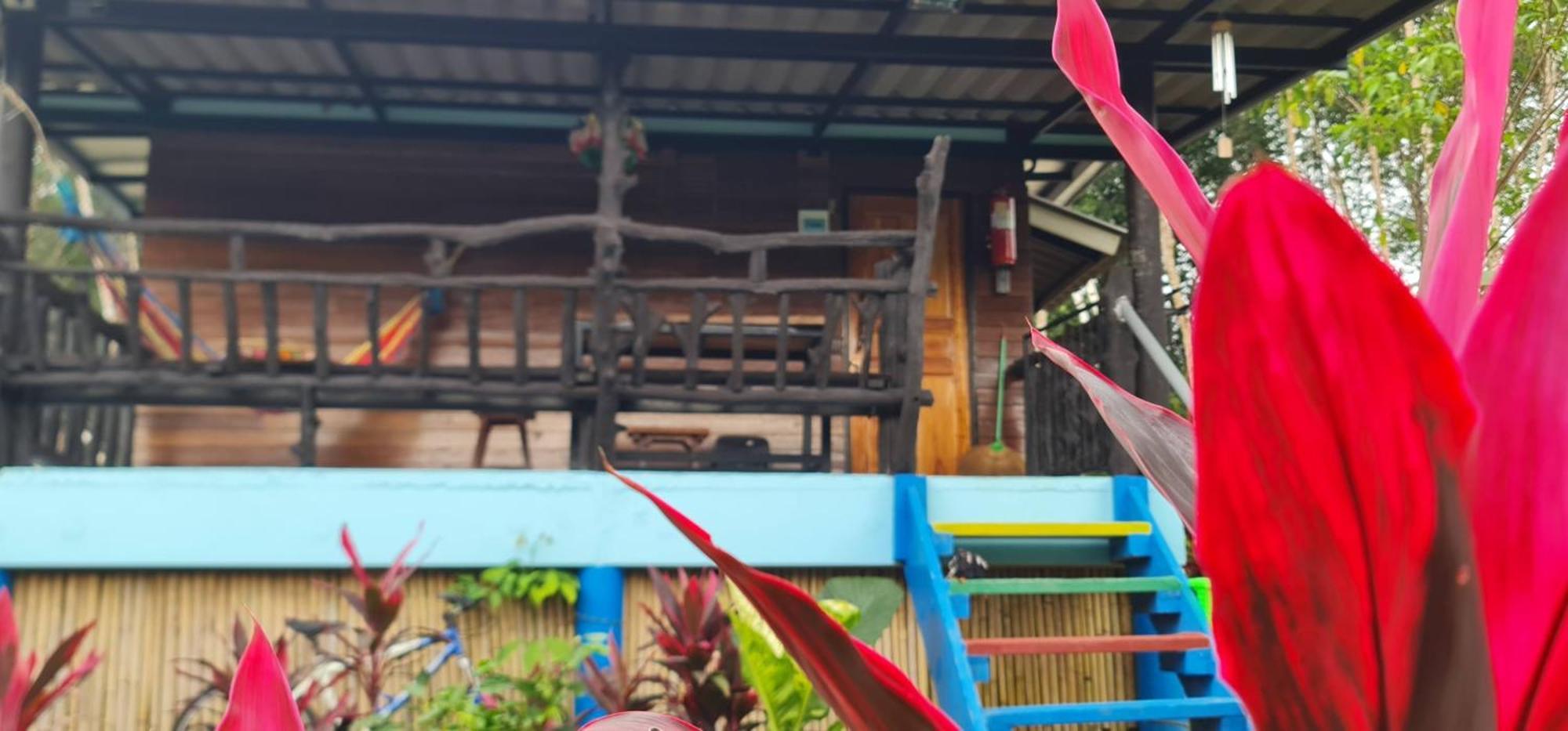 Отель Wooden Hut Koh Kood Ko Kut Экстерьер фото